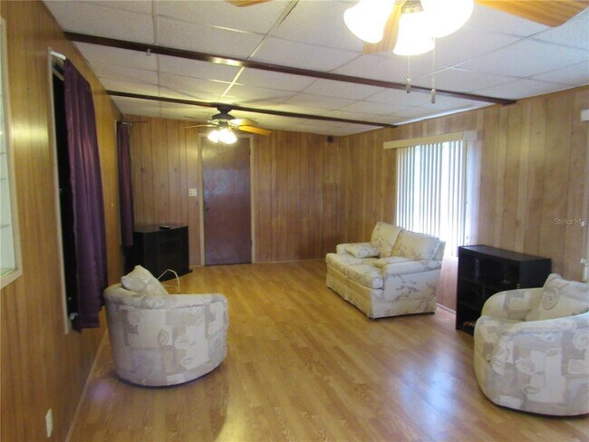 Foto del edificio - 36506 Kay Ave