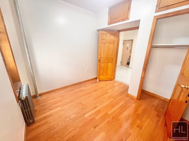 Foto del edificio - 3BR on Henry Street!!