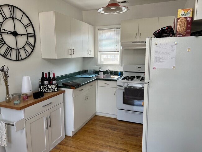 Foto del edificio - 940 N Greenview Ave