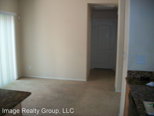 Foto del edificio - 3 br, 2.5 bath House - 8367 Gourley Ave.