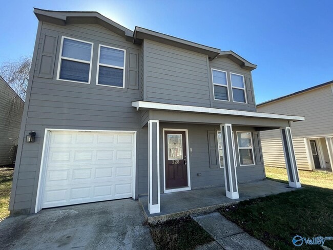 Building Photo - 228 Whitestone Dr NE