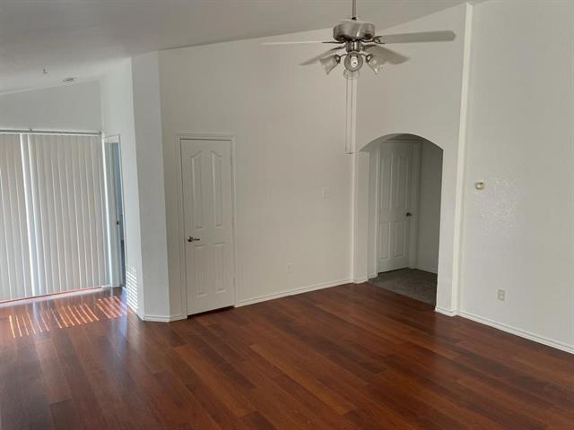 Foto del edificio - 6324 Geneva Ln