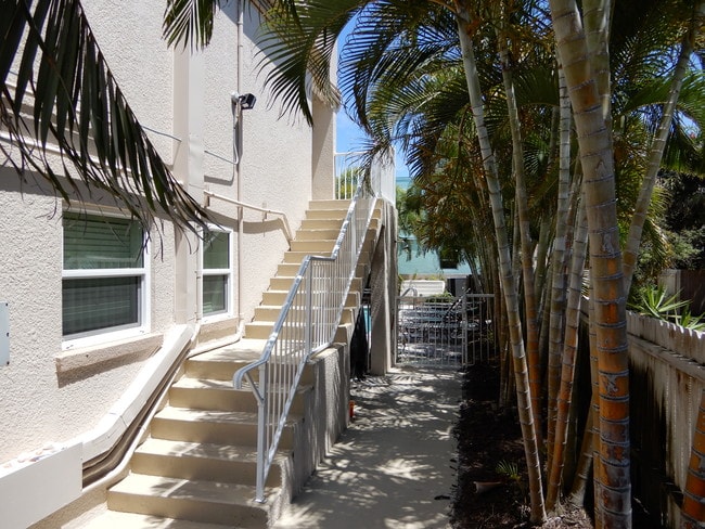 Building Photo - 701 Gulf Way