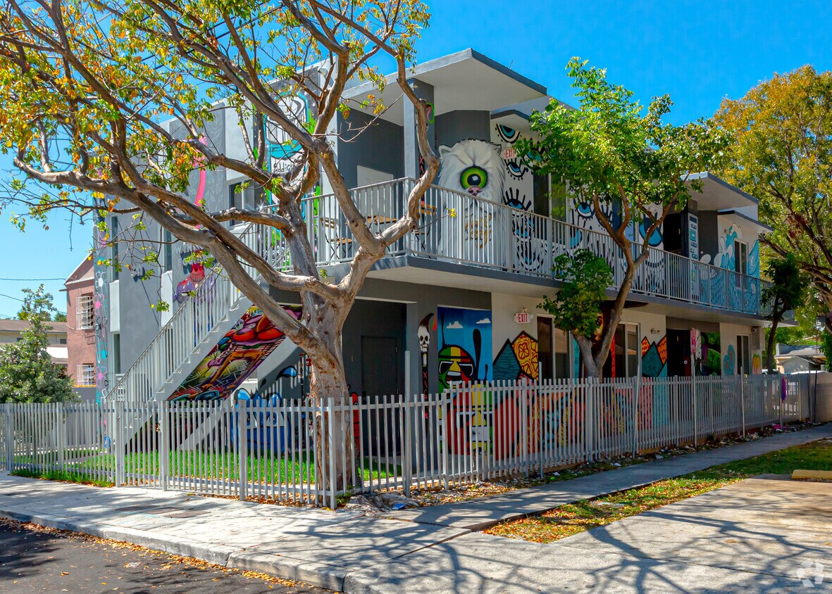 Building Photo - 541 NW 33rd St