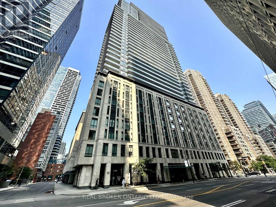 Photo principale - 421-955 BAY St