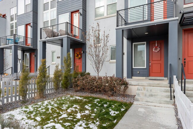 Building Photo - 4998 W Daybreak Pkwy