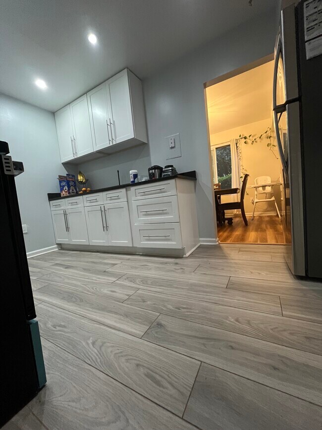 Foto del edificio - 9705 Kings Crown Ct