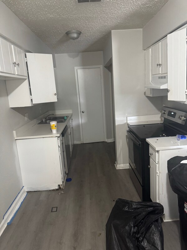 Foto del edificio - 2925 Chatsworth Rd