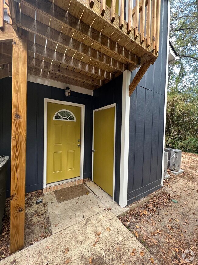 Lafayette Park Houses under 3,000 Tallahassee, FL 2 Homes