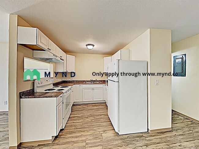 Building Photo - 2 br, 1.5 bath  - 1518 N Brook Ct Apt 2 Apt 2