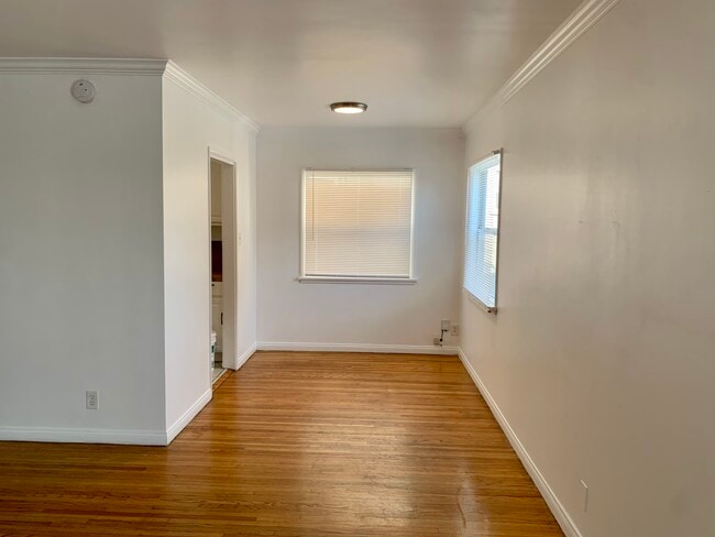 Dining Room - 5616 Edgemar Ave