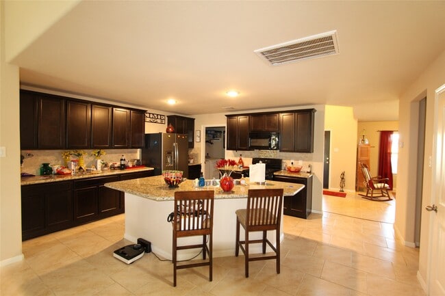 Building Photo - 17614 Glade Landing Ln