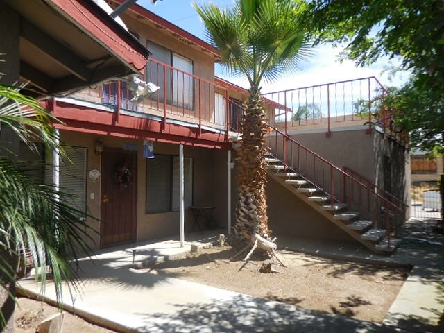 Foto del edificio - 2921 La Costa St