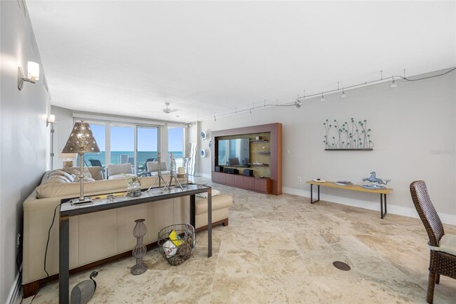 Foto del edificio - 1350 Gulf Blvd