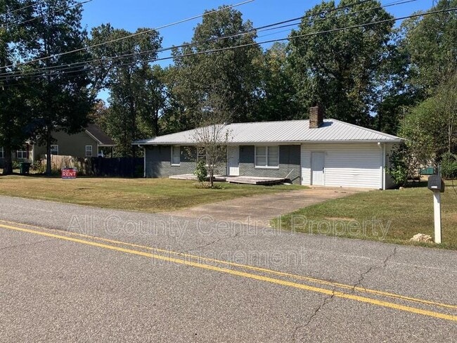 Building Photo - 13070 Broadway Dr