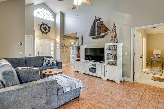 Foto del edificio - 21405 Palm Ave