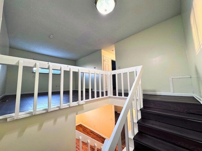 Foto del edificio - 4925 Godown Rd