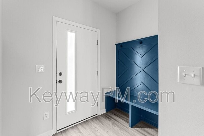 Building Photo - 847 Felix Way