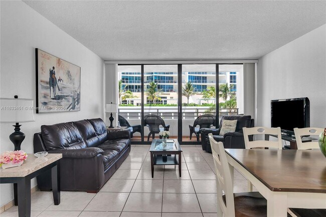 Foto del edificio - 3505 S Ocean Dr