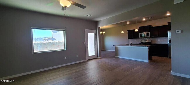 Foto del edificio - 12065 Mesquite River Dr