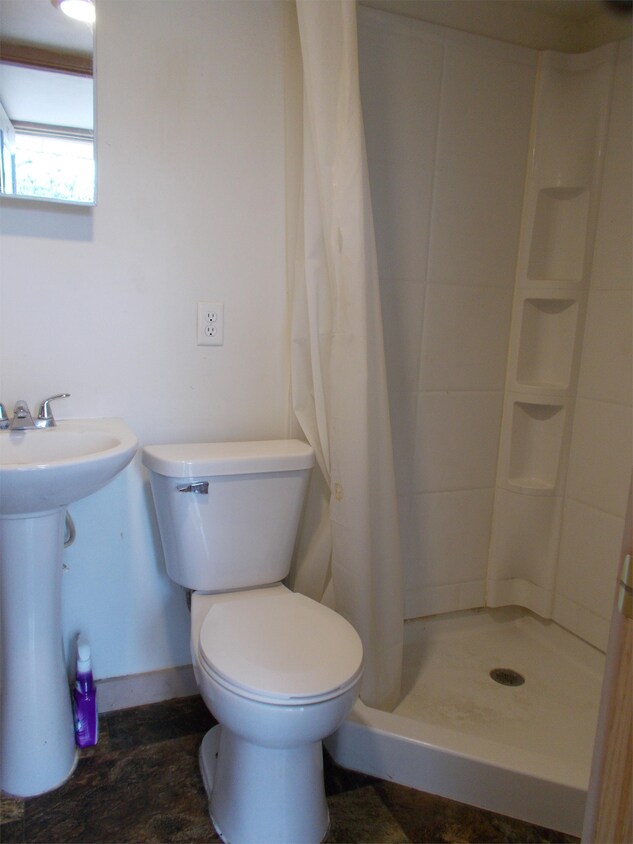 Building Photo - 4870 US-30