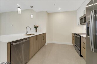 Building Photo - 26600 Rosewood Pointe Dr