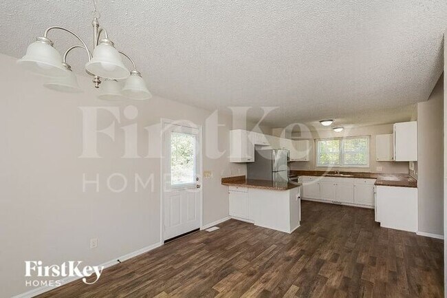 Foto del edificio - 328 Woodsboro Pl