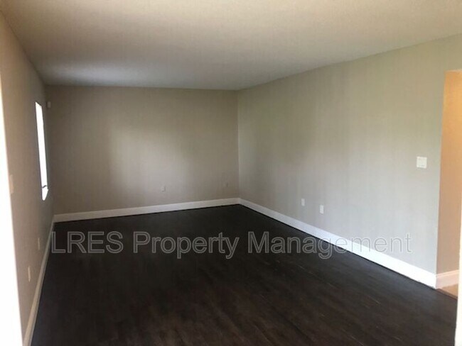 Foto del edificio - 4751 S Texas Ave