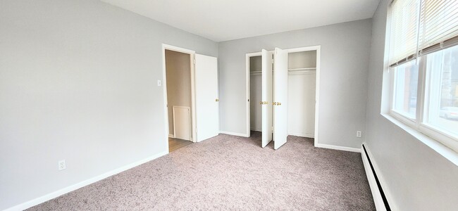 Photo - 3025 Devereaux Ave Apartment