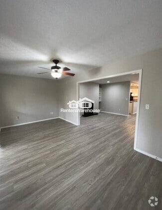 Building Photo - 401 Wynnes Ridge Cir SE
