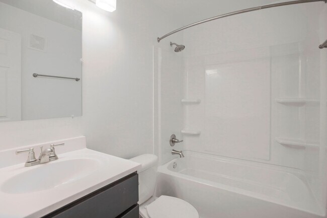Interior Photo - Garfield Park Village