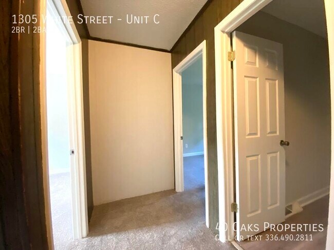 Foto del edificio - 1305 White St