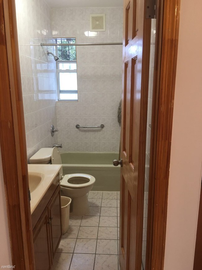 Building Photo - 5215 73rd St