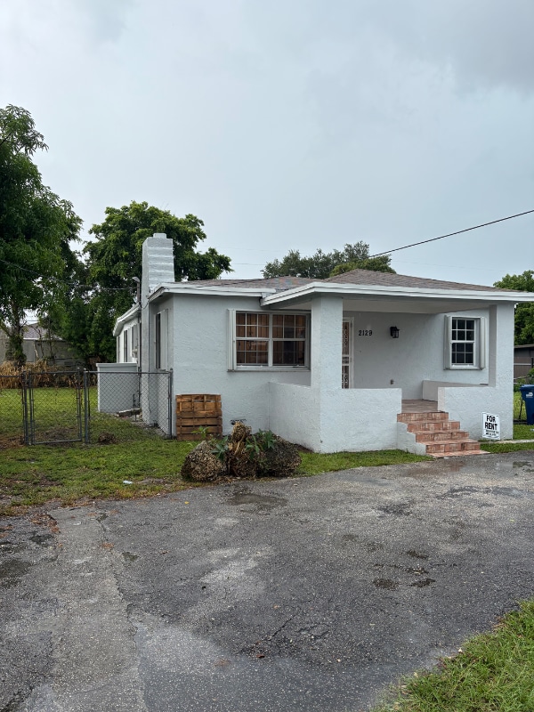 Primary Photo - 2129 NW 57th St