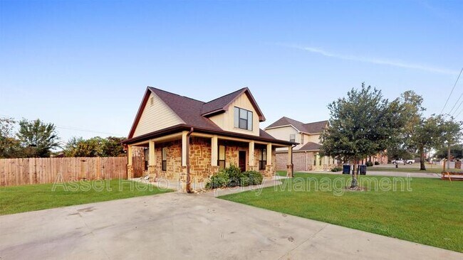 Foto del edificio - 1016 Welsh Ave