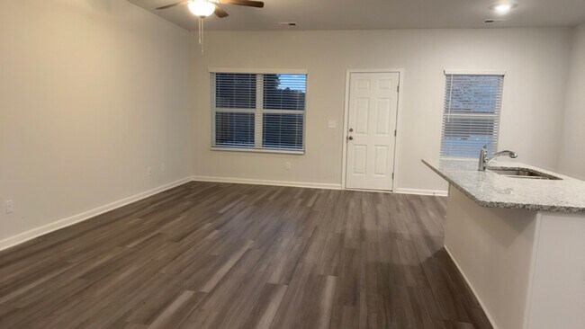 Building Photo - 120 Brexley Dr