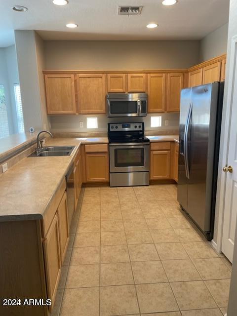 Building Photo - 45030 Paraiso Ln