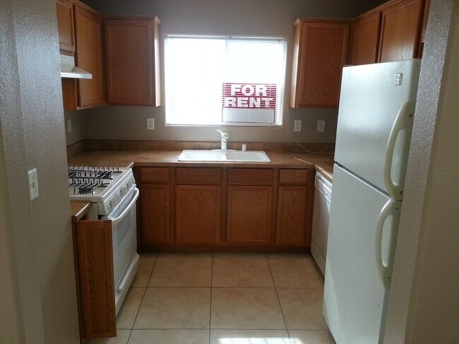 Foto del edificio - Beautiful 2 Story 2 Bedroom Home!