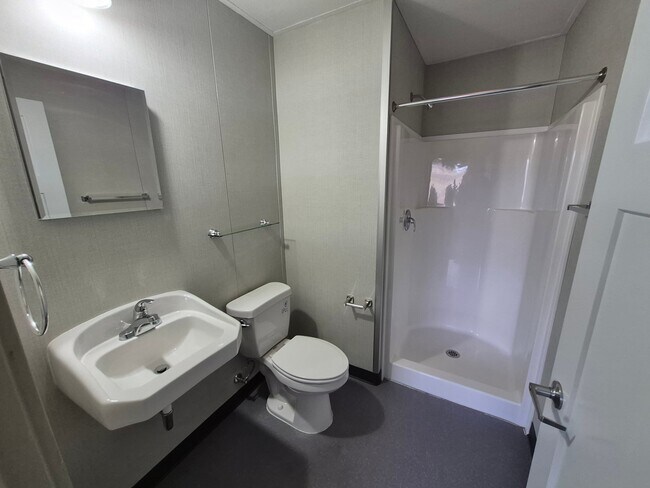 Foto del edificio - 458 N Creek Dr