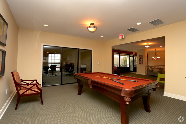 Foto del interior - Village at the Creek Apartments