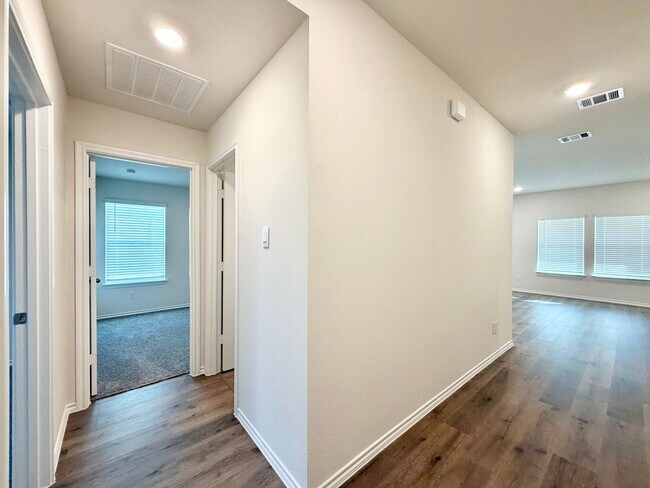 Building Photo - Brand-New 3BR Home in Creeks at Burnett Trail with Open Layout & Covered Patio!