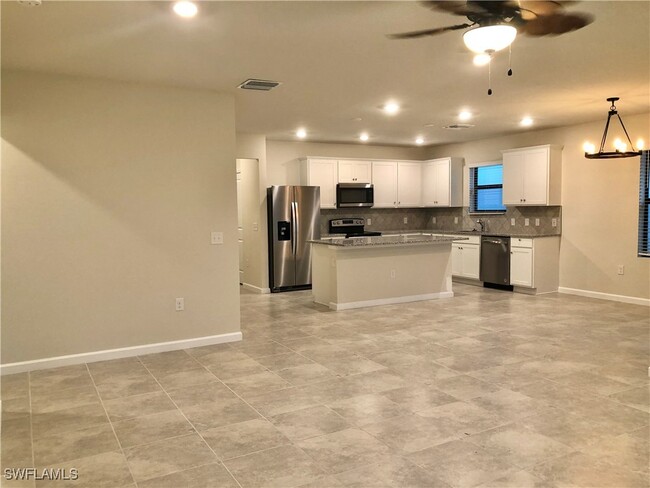 Building Photo - 10891 Firebush Cir