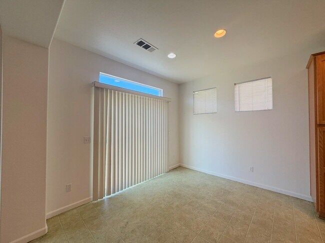 Foto del edificio - 1288 Wildcat Dr