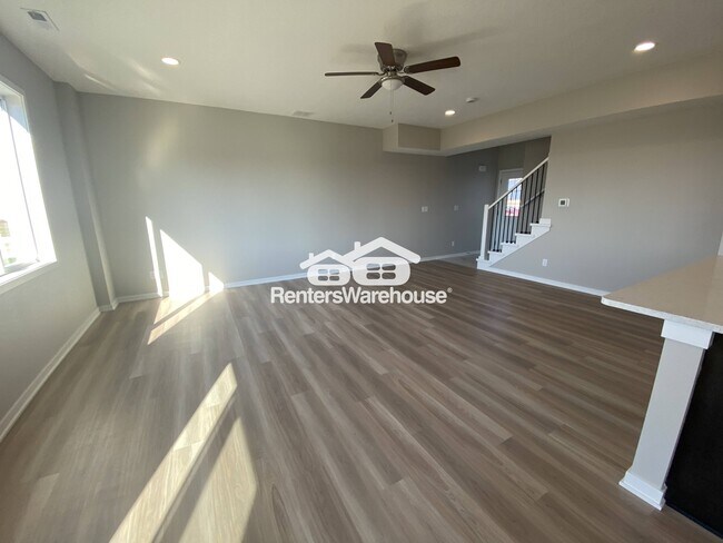 Foto del edificio - 7000 Lake Ridge Ave