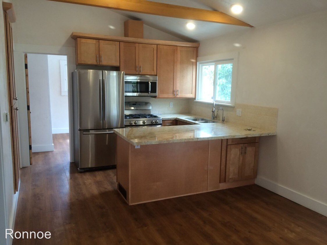 Foto principal - 736 E Yanonali St