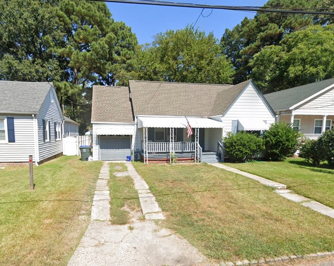 Building Photo - 1324 Melrose Pkwy