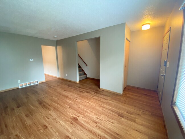 4202 Harris - 4202 Harris St