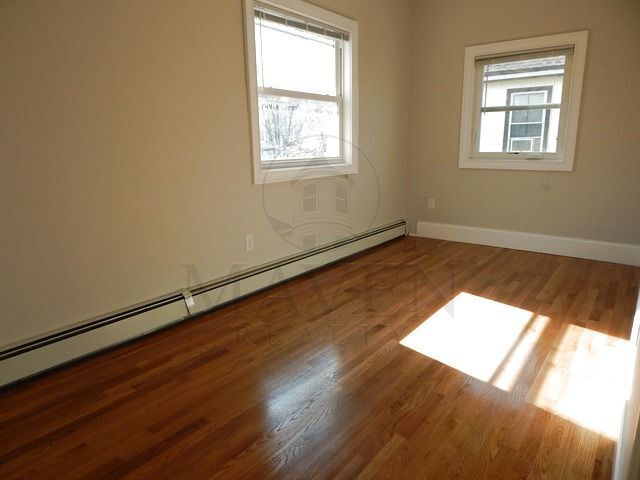 Building Photo - 50 Springfield St