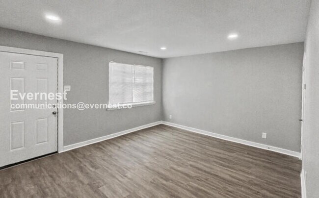 Foto del edificio - 1018 4th Ave W