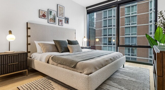 Foto del edificio - 209 E Grand Ave